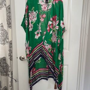 Express Green Floral Kimono